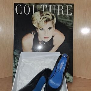 Yves Saint Laurent Black Patent Pumps with Blue Insole